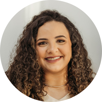 Foto da Dra. Letícia Cardoso